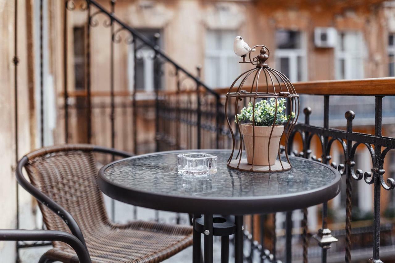 Central Barkar Apartments Одесса Экстерьер фото